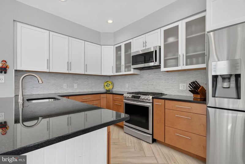 6008 Lincolnia Rd, Alexandria, VA 22312