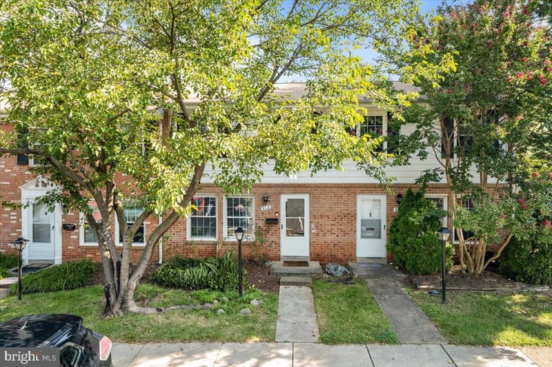 312 E Cornell Dr E #167, Sterling, VA 20164