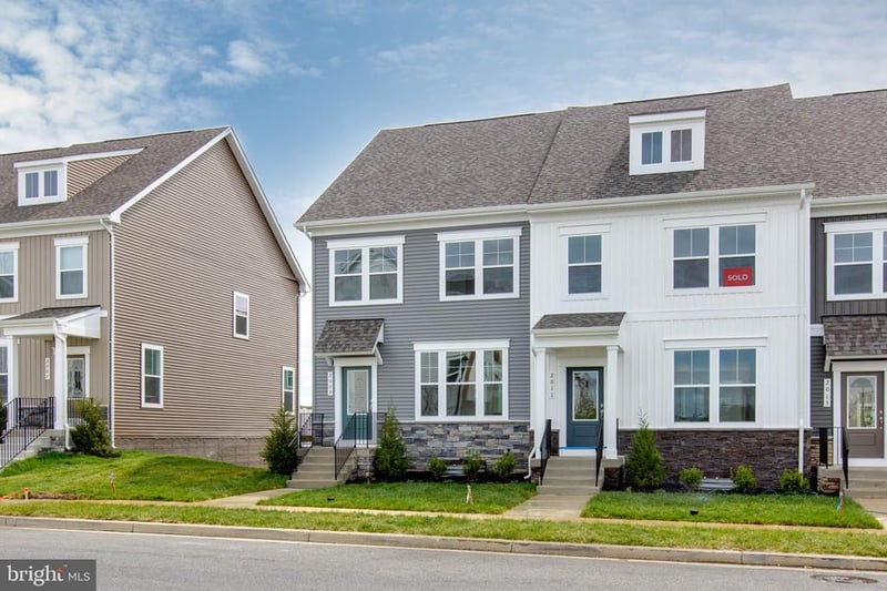 2009 Twisted Oak Pl, Hanover, MD 21076