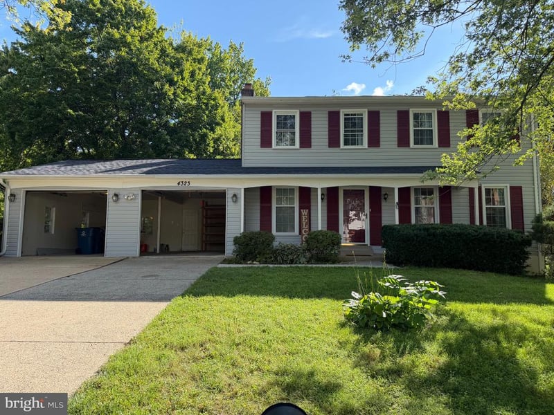 4323 Still Meadow Rd, Fairfax, VA 22032