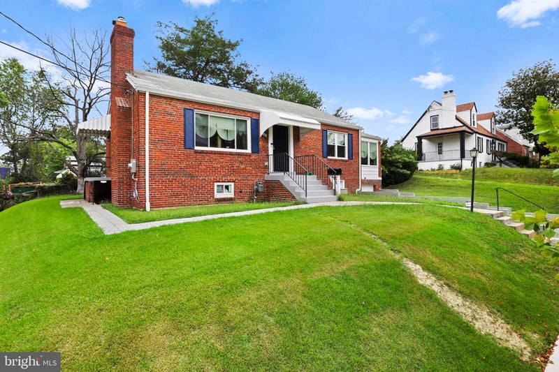 720 Sheridan St, Hyattsville, MD 20783