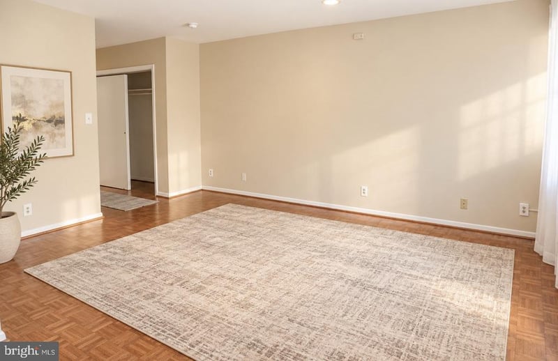 5500 Friendship Blvd #2424N, Chevy Chase, MD 20815