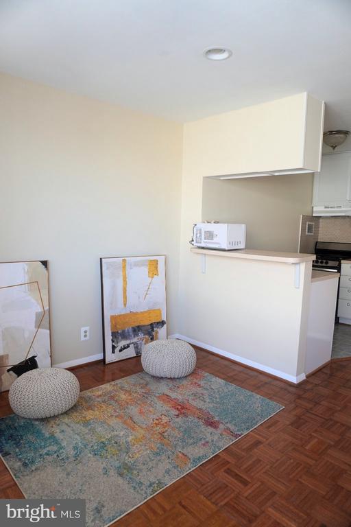 5500 Friendship Blvd #2424N, Chevy Chase, MD 20815