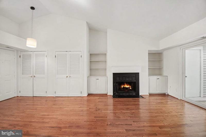 3402 Lakeside View Dr #13-4, Falls Church, VA 22041