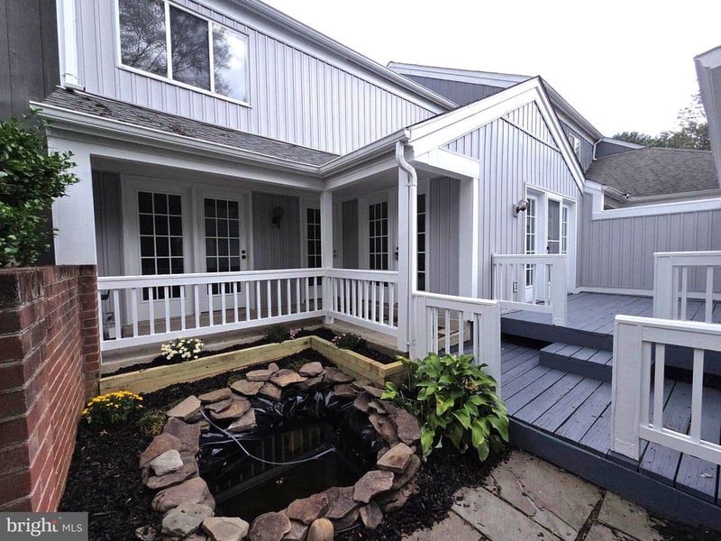 20626 Highland Hall Dr, Montgomery Village, MD 20886