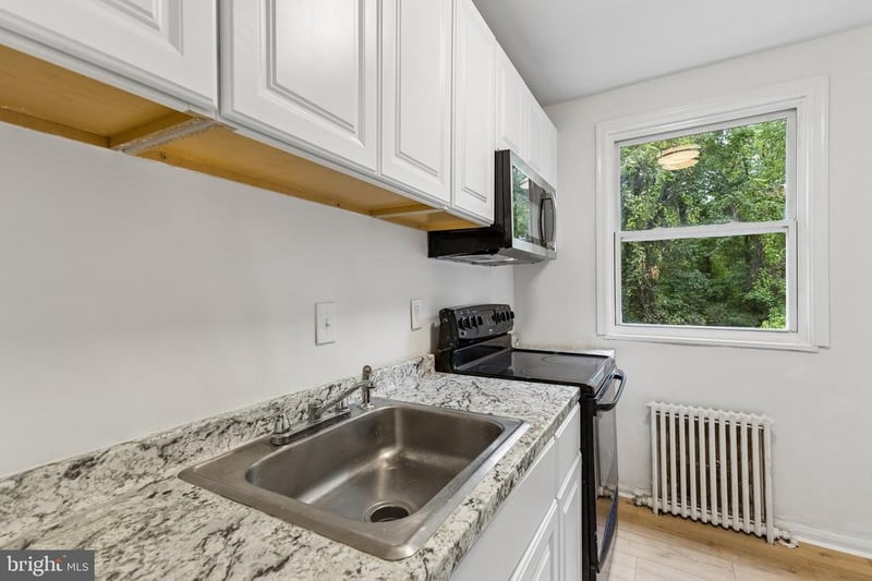 514 Ridge Rd SE #110, Washington, DC 20019