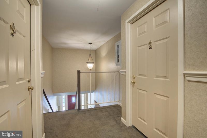 5916 Cove Landing Rd #301, Burke, VA 22015