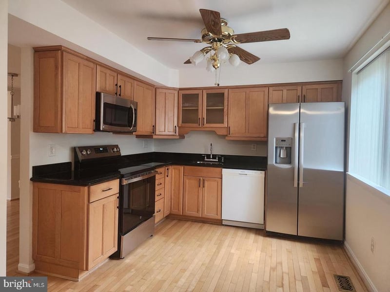 7104 Lasting Light Way, Columbia, MD 21045