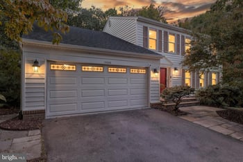 13656 Spinning Wheel Dr, Germantown, MD 20874