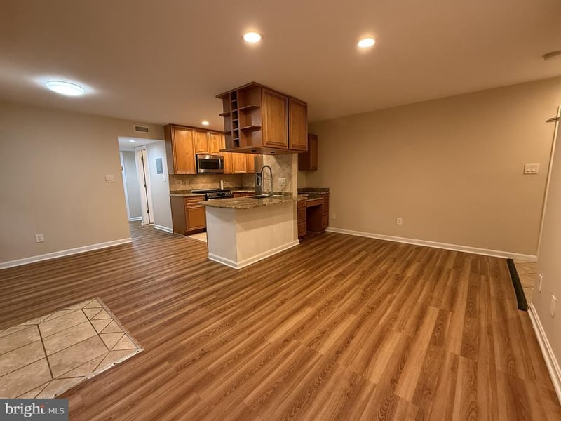 4937 Americana Dr #T3, Annandale, VA 22003