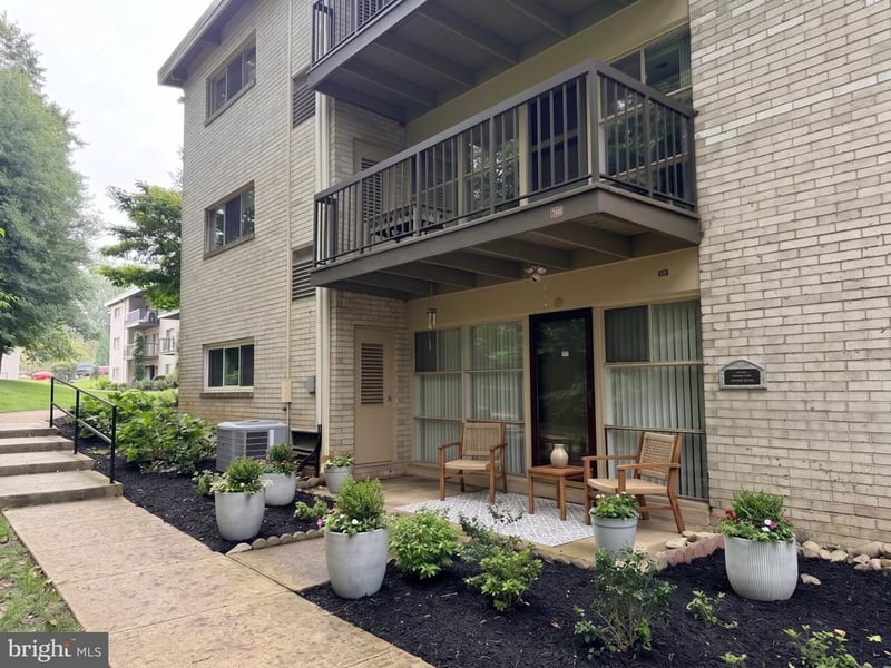 4937 Americana Dr #T3, Annandale, VA 22003