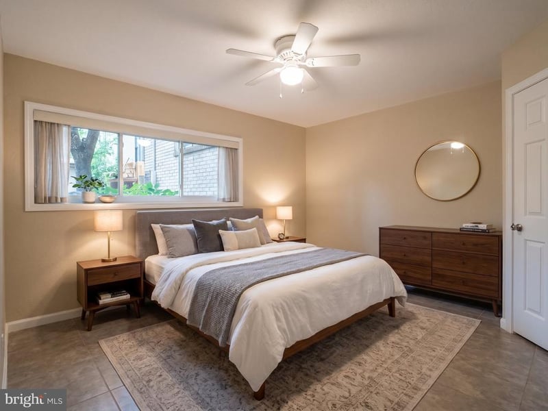 4937 Americana Dr #T3, Annandale, VA 22003