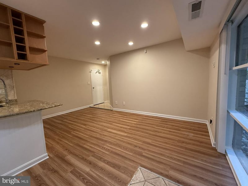 4937 Americana Dr #T3, Annandale, VA 22003