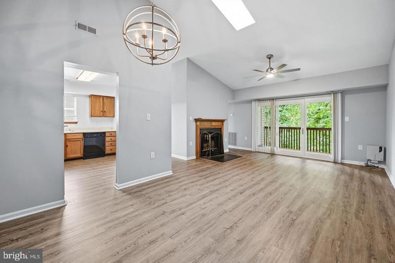 8909 Sugarwood Ln #8909, Manassas, VA 20110