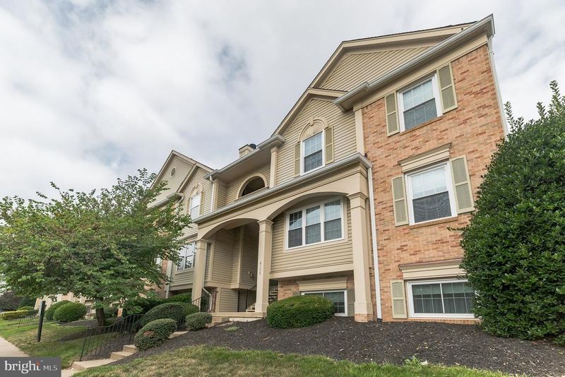 8159 Bayonet Way #202, Manassas, VA 20109