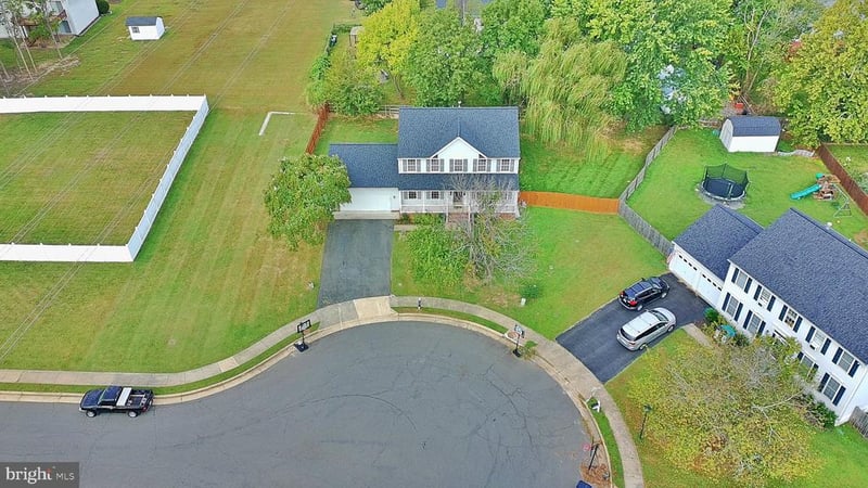 34 Ashcroft Dr, Fredericksburg, VA 22405