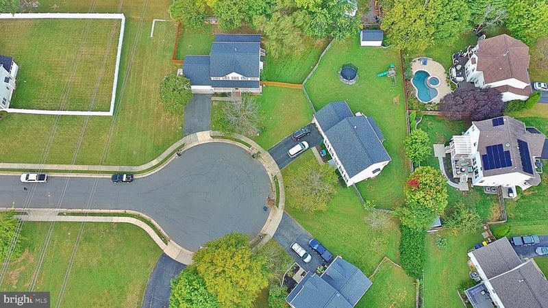 34 Ashcroft Dr, Fredericksburg, VA 22405