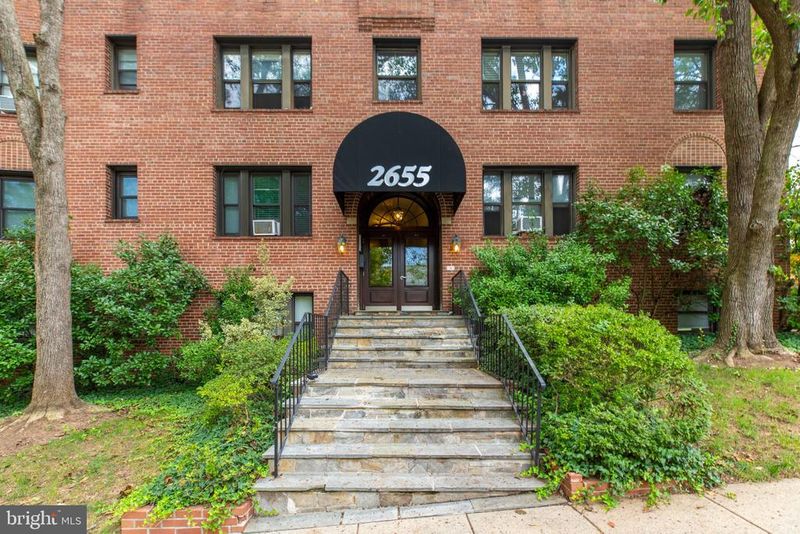 2655 41st St NW #105, Washington, DC 20007