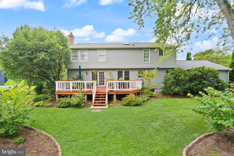 12511 Thunder Chase Dr, Reston, VA 20191