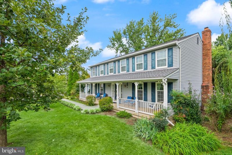 12511 Thunder Chase Dr, Reston, VA 20191