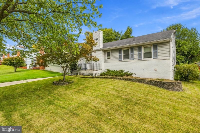 1412 Torrey Pl, Hyattsville, MD 20782