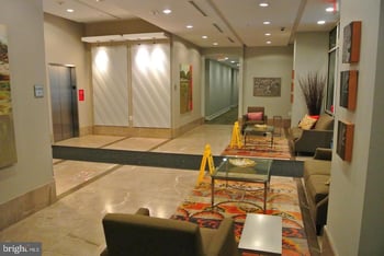 820 N Pollard St #515, Arlington, VA 22203