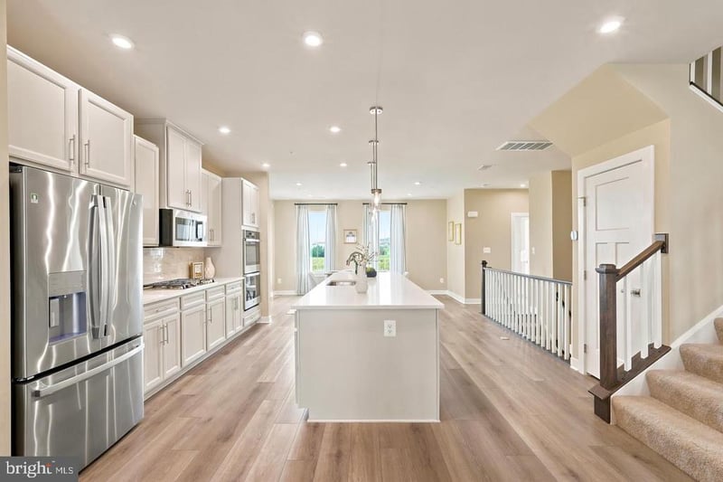 24274 Thurso Sq, Dulles, VA 20166