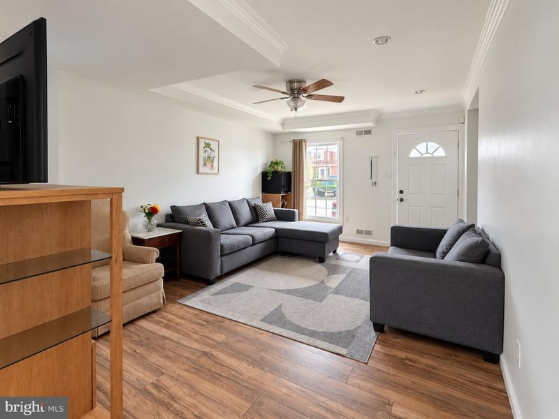 8577 Pioneer Dr, Severn, MD 21144