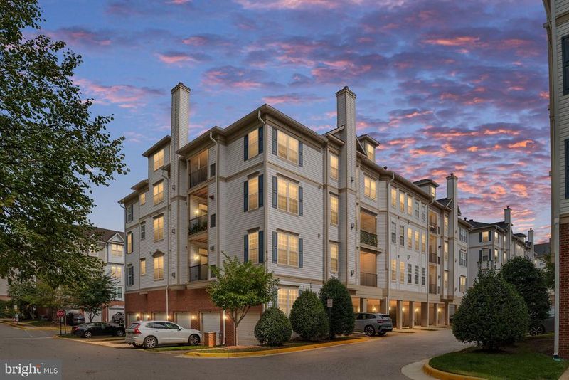 11635 Cavalier Landing Ct #405, Fairfax, VA 22030