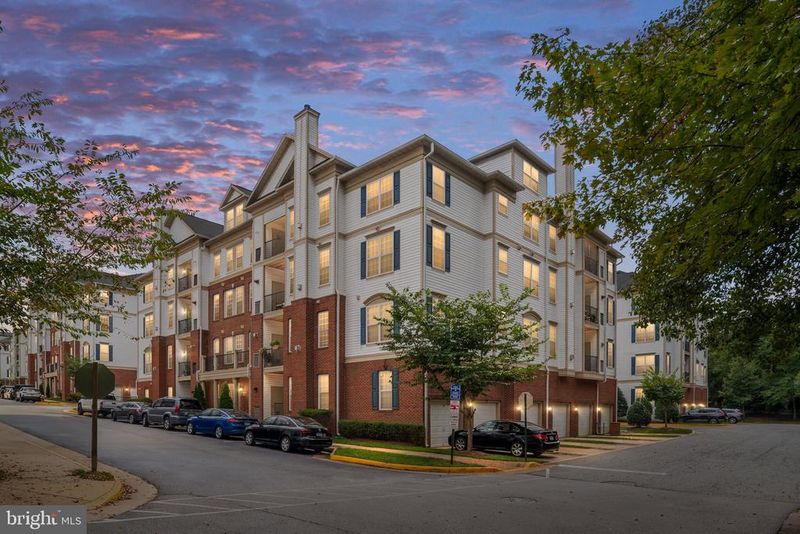 11635 Cavalier Landing Ct #405, Fairfax, VA 22030