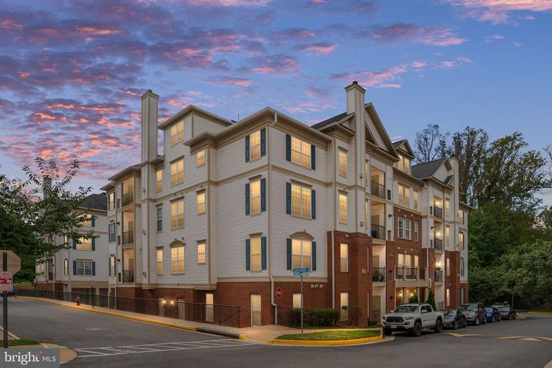 11635 Cavalier Landing Ct #405, Fairfax, VA 22030