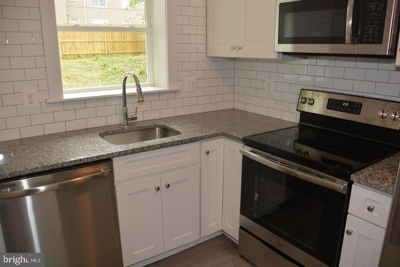 5029 Hanna Pl SE #1, Washington, DC 20019