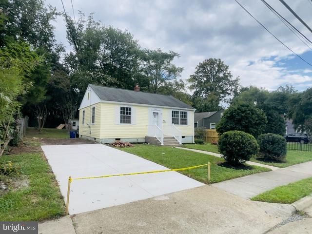 4103 Chestnut St, Fairfax, VA 22030