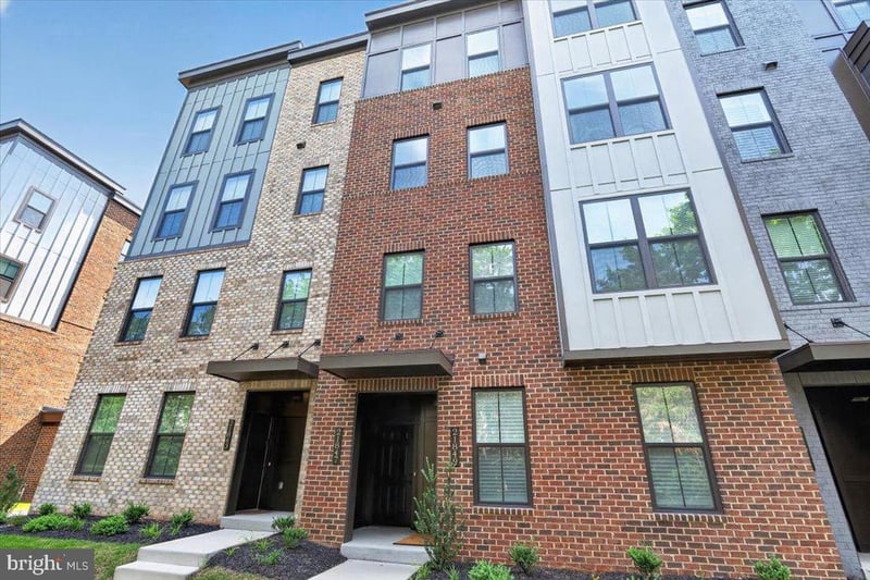 21847 Express Ter, Ashburn, VA 20147