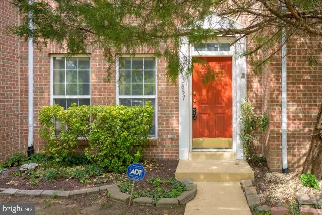 3857 Eisenhower Ave, Alexandria, VA 22304