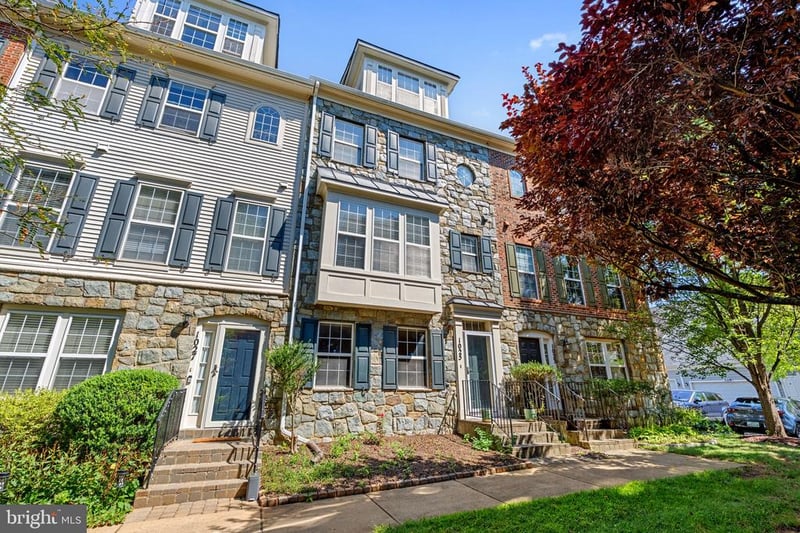 1025 Gaither Rd, Rockville, MD 20850