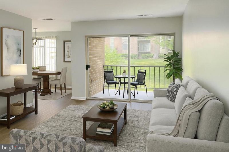 3322 Woodburn Village Dr #24, Annandale, VA 22003