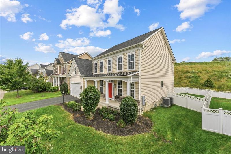 63 Coachman Cir, Stafford, VA 22554