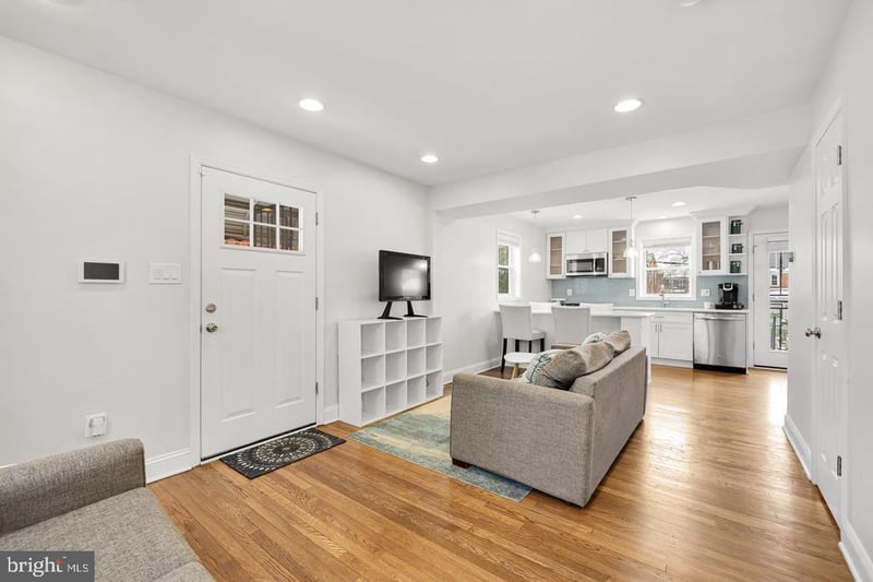 5027 11th St NE, Washington, DC 20017