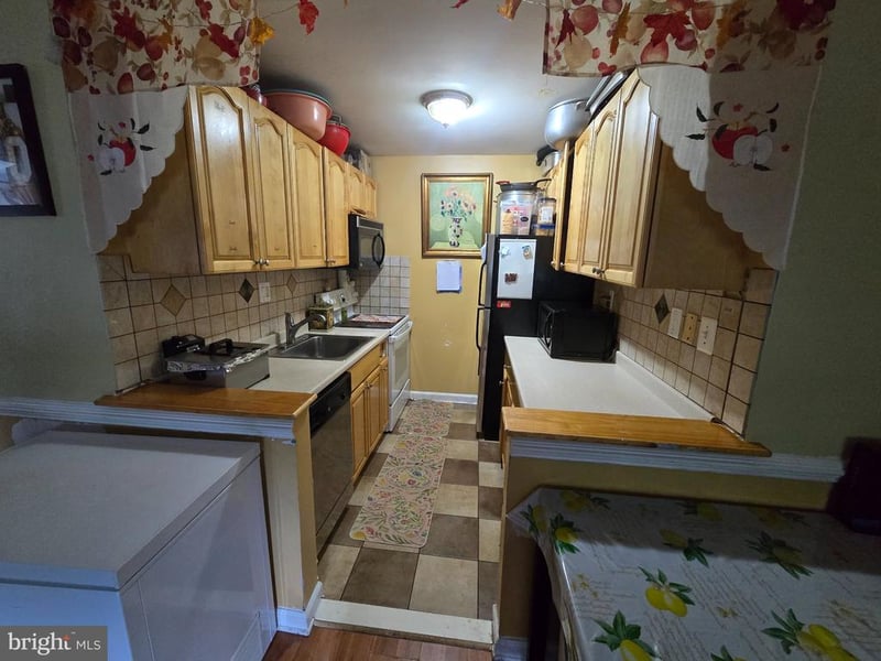 7492 Princess Carol Ct #9, Manassas, VA 20111