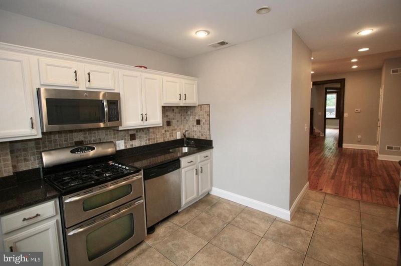 3209 NW 11th St NW #A, Washington, DC 20010