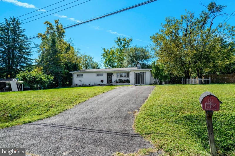 3403 Ayers Dr, Alexandria, VA 22309