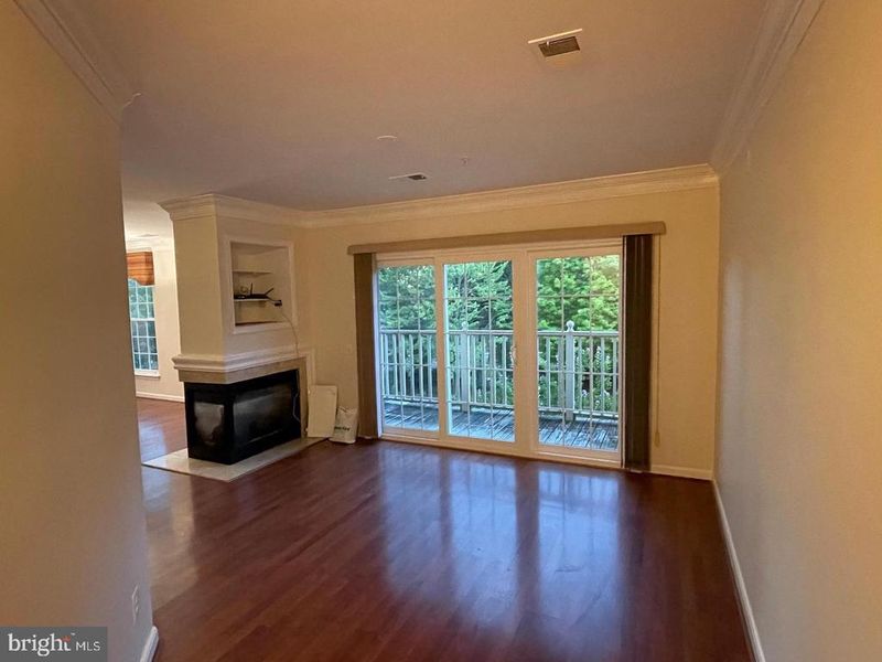 7068 Falls Reach Dr #301, Falls Church, VA 22043