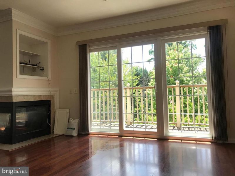 7068 Falls Reach Dr #301, Falls Church, VA 22043