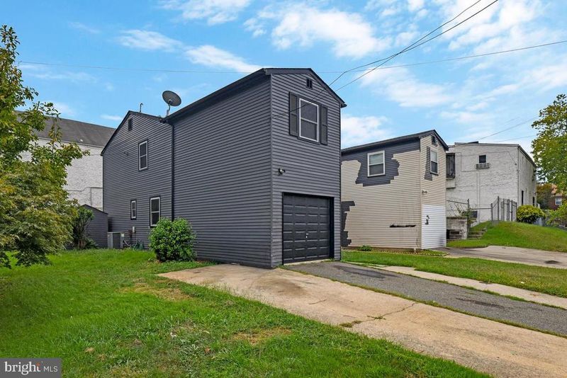 1229 Delafield Pl NE, Washington, DC 20017