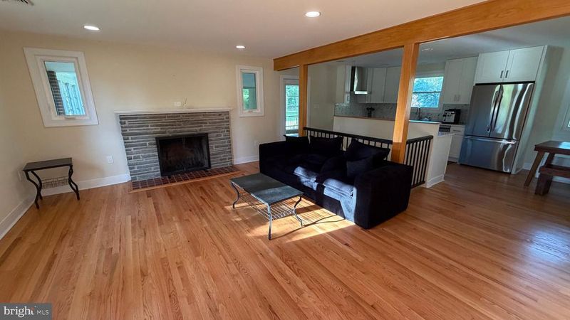 4244 Ten Oaks Rd, Dayton, MD 21036