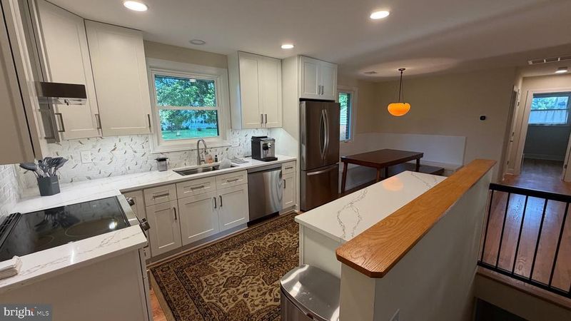4244 Ten Oaks Rd, Dayton, MD 21036