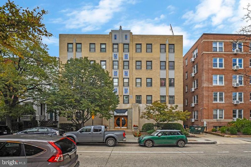1727 R St NW #401, Washington, DC 20009