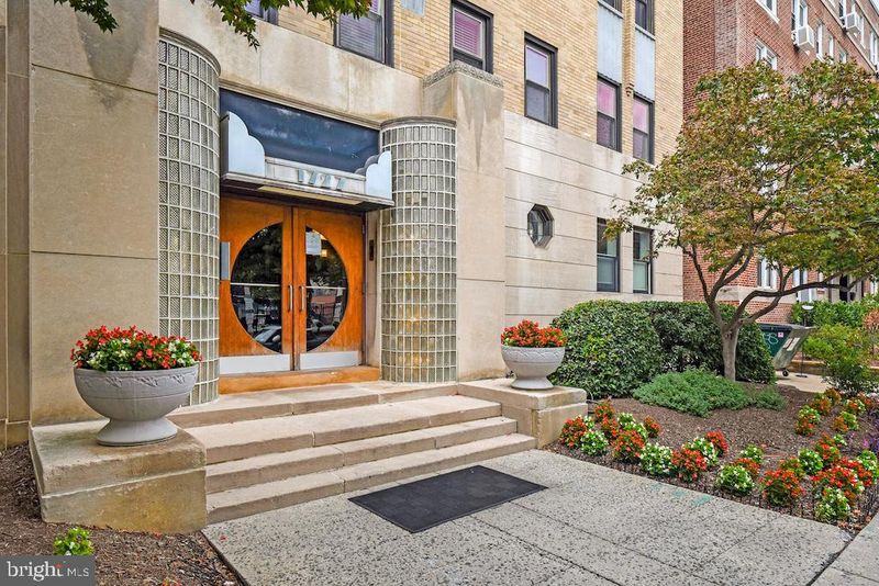 1727 R St NW #401, Washington, DC 20009