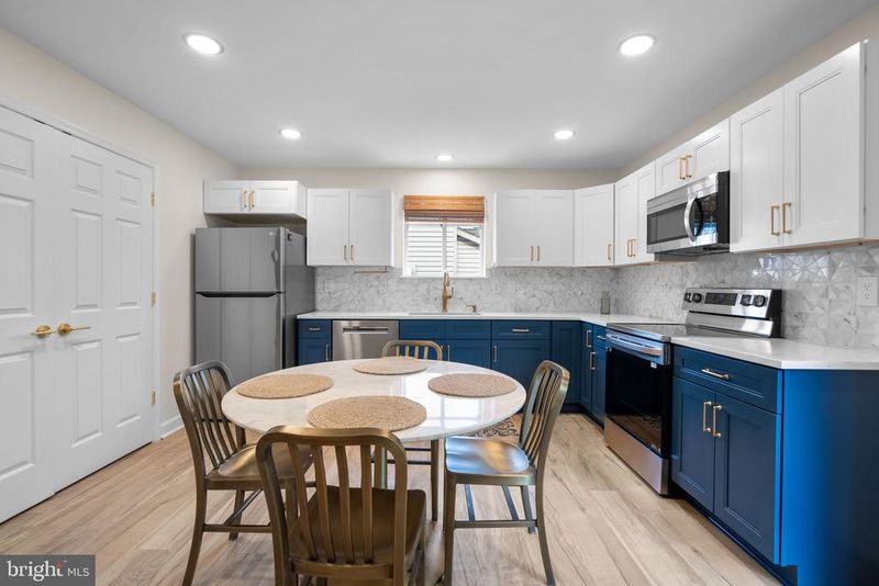 845 Selby Blvd, Edgewater, MD 21037